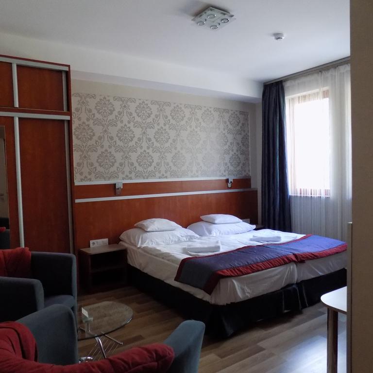 Fortuna Hotel Miszkolc Zewnętrze zdjęcie