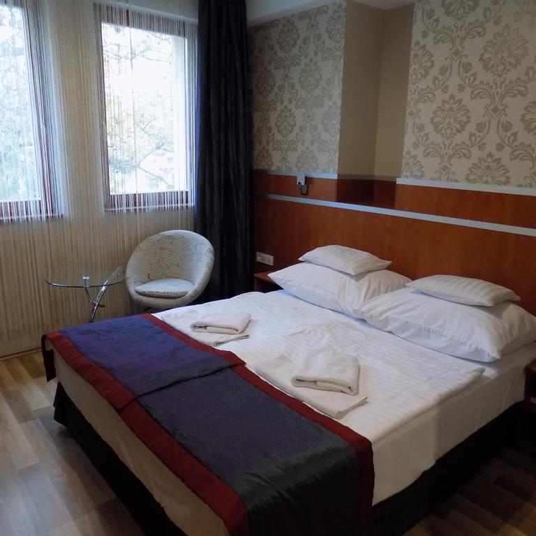 Fortuna Hotel Miszkolc Zewnętrze zdjęcie